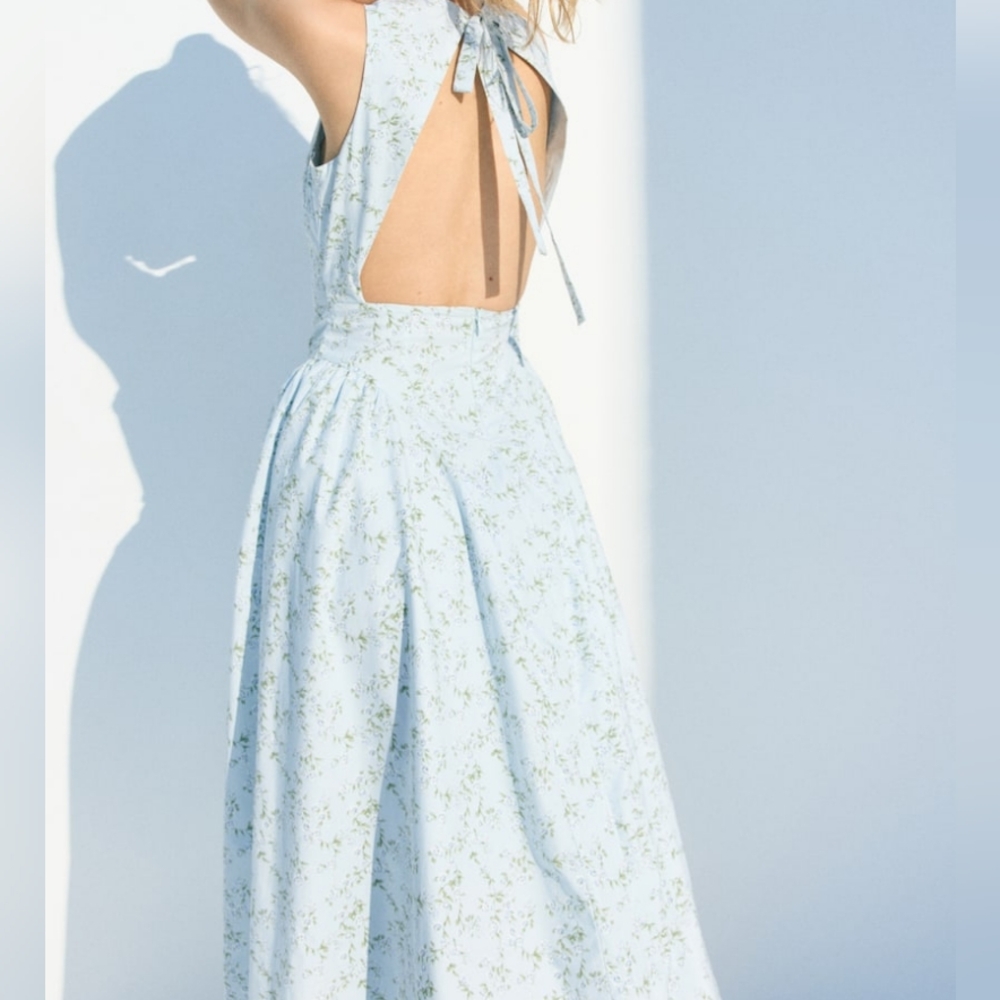 H&M Elegant Open-Back Poplin Dress Midi/maxi Light Blue/Floral BNWT
